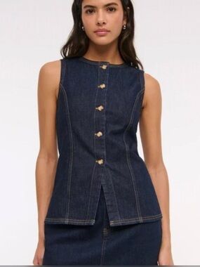 A&F Light Denim Button-Front Sleeveless Top